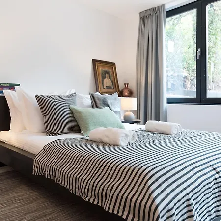 Bed and breakfast Trendy Centre Studio *